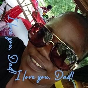 Meet your Posher, Brenda